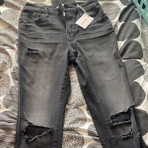 GOOD AMERICAN JEANs-brand new with tags-size 28